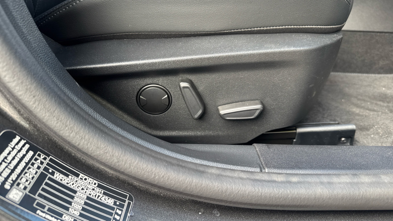 Ford Focus 1.0 EcoBoost Hybrid mHEV 155 Active X 5dr Auto Petrol Estate